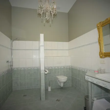 Отель Gross Koethel Hohen Demzin