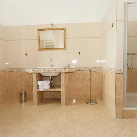 Gross Koethel * Hohen Demzin